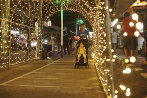 BIB: 
                            <button type="button" onclick="openModal(26274734)" class="btn btn-primary btn-sm float-right btn-popup" data-toggle="modal" data-target=".modal-high-quality">
                        <i class="fas fa-shopping-cart"></i> Add to Cart
                    </button>
                                            <button type="button" onclick="isThisMe(26274734, true)" class="btn btn-success btn-sm float-right btn-popup btn-isme hidden" data-toggle="tooltip" data-placement="bottom" title="นี่คือรูปของคุณใช่ไหม คลิกที่นี่เพื่อเอาเข้าอัลบั้ม">
                        <i class="fas fa-plus"></i> Add to album
                    </button>
                    <button type="button" onclick="isThisMe(26274734, false)" class="btn btn-warning btn-sm float-right btn-popup btn-isnotme hidden">
                        <i class="fas fa-ban"></i> Remove from album
                    </button>